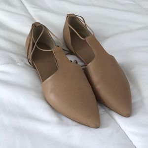 VINCE Noella Flat Sandals (Tan) - size 7